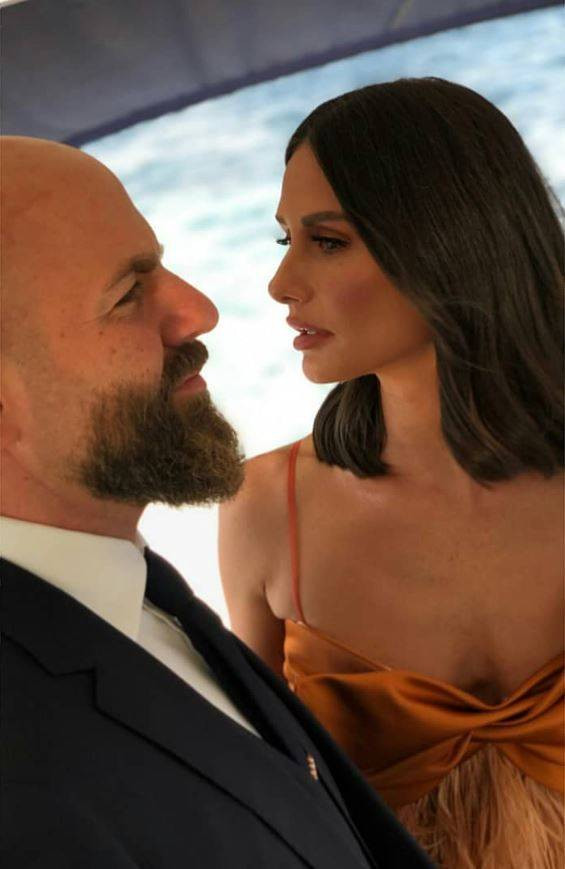 Sosyetenin gözde çifti boşandı: Yasemin Özilhan’dan ‘İhanet’ açıklaması! Magazin dünyası şokta - Resim: 38